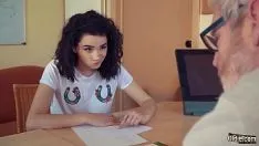 Reproduzir Sexo Cu Fetele Ce Se Fute Cu Patronul Mos Sexo Cu Brunete Cu Par Cret