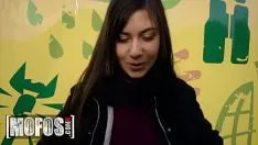 Reproduzir Pago por um boquete e fode curto na rua