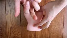 تشغيل مدبرة المنزل المثيرة والسيئة تعلم رئيسها كيفية صنع أفلام إباحية
