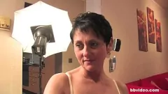 Oynat Alman MILF Bi Üçlü Eyleme Dayanamıyor