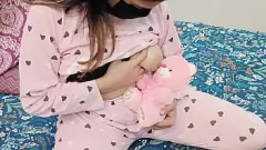 Jouer Le jeu de jouets de la belle-fille exotique Desi mène aux désirs interdits de son beau-père