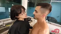 Reproducir Satisface sus antojos con esta estrella porno latina y su máquina sexual casera colgada
